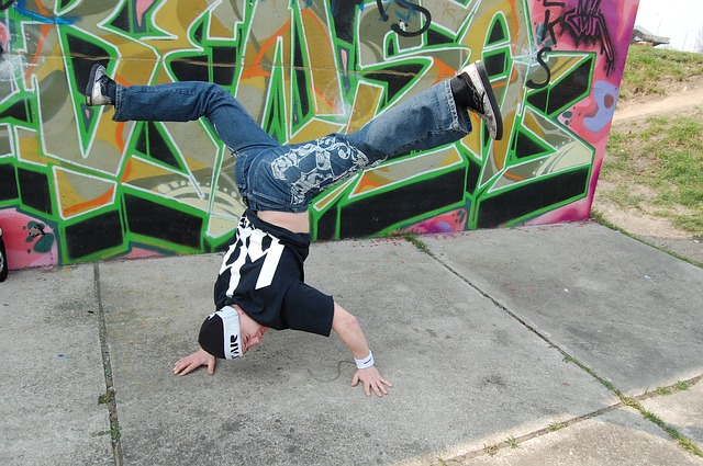 breakdancing